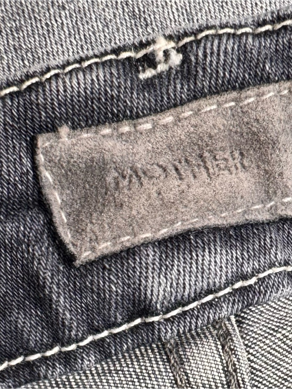 MOTHER High Waister “Looker Ankle Fray” in Huntress Washed Gray-Black Size 31 - Picture 6 of 9